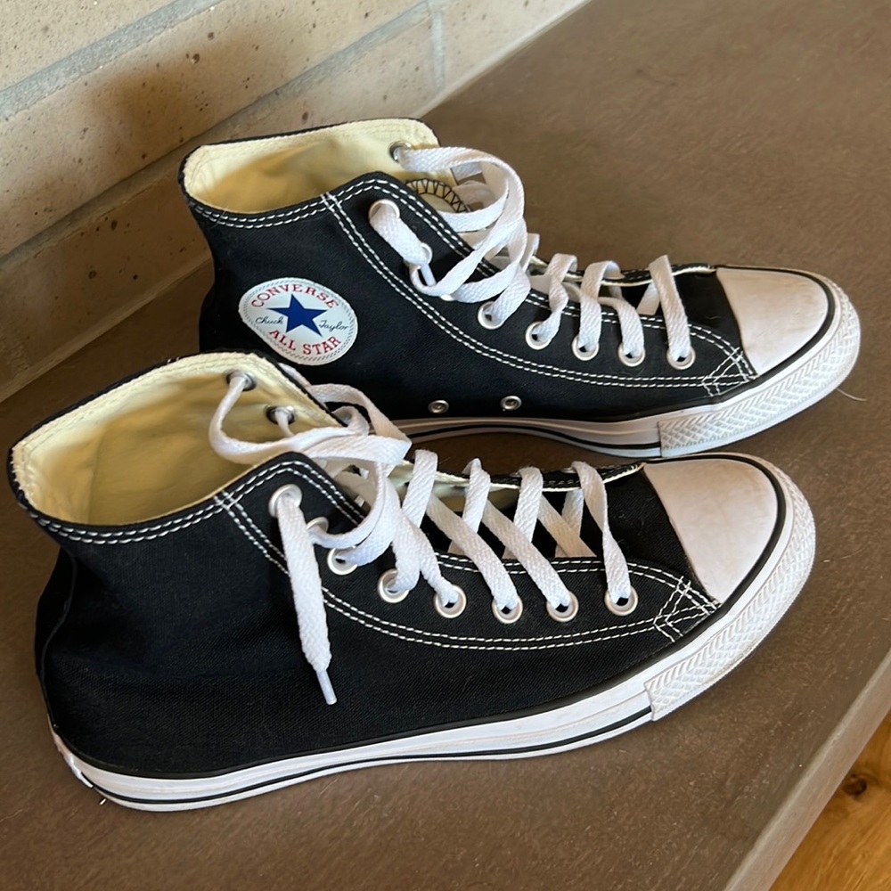 Converse, Boack Chuck Taylor All Star Classic, Size 8 Mens, 10 Womens